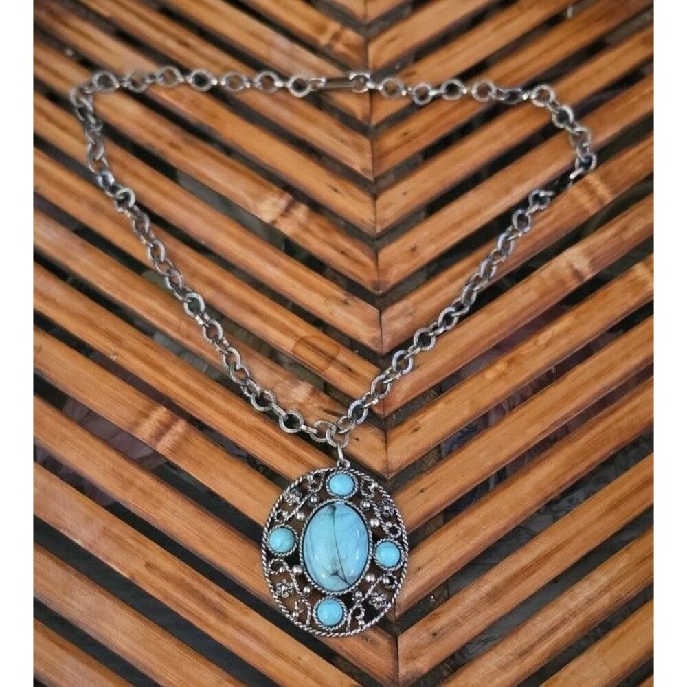 Vintage Silver Tone Faux Turquoise Filigree Oval Statement Pendant Necklace - Picture 8 of 9